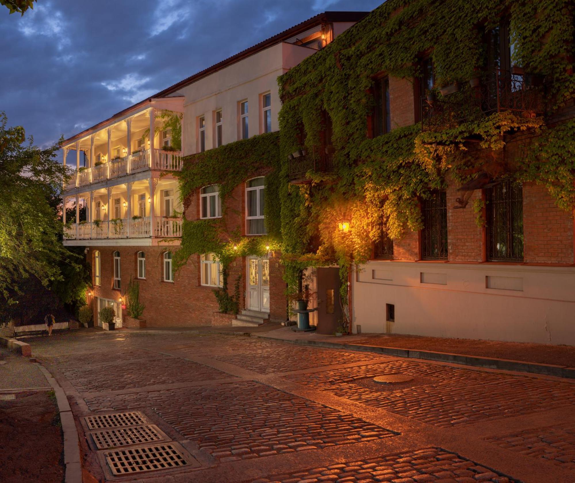 Hotel Passport Tiflis Exterior foto