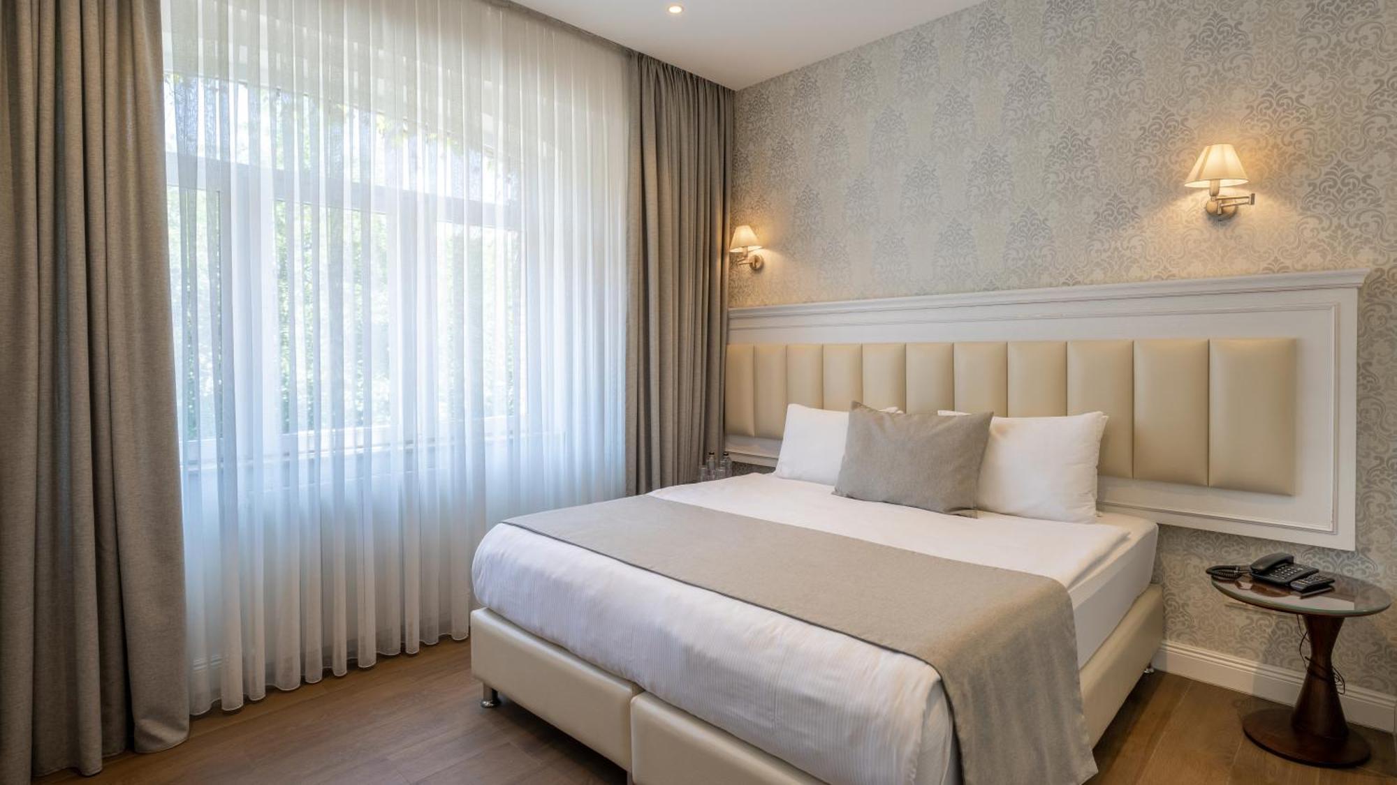 Hotel Passport Tiflis Exterior foto