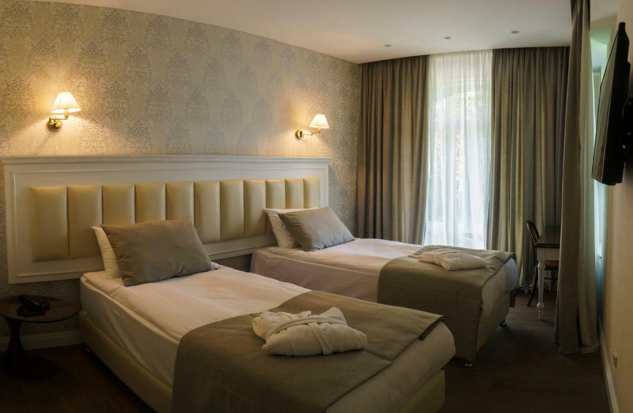 Hotel Passport Tiflis Exterior foto