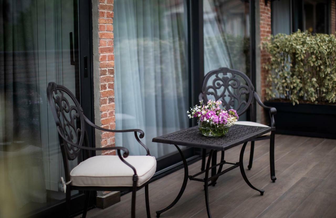 Hotel Passport Tiflis Exterior foto